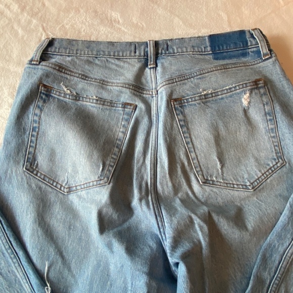 Abercrombie & Fitch The 90's Straight Ultra High Rise distressed 16972 - Picture 7 of 15
